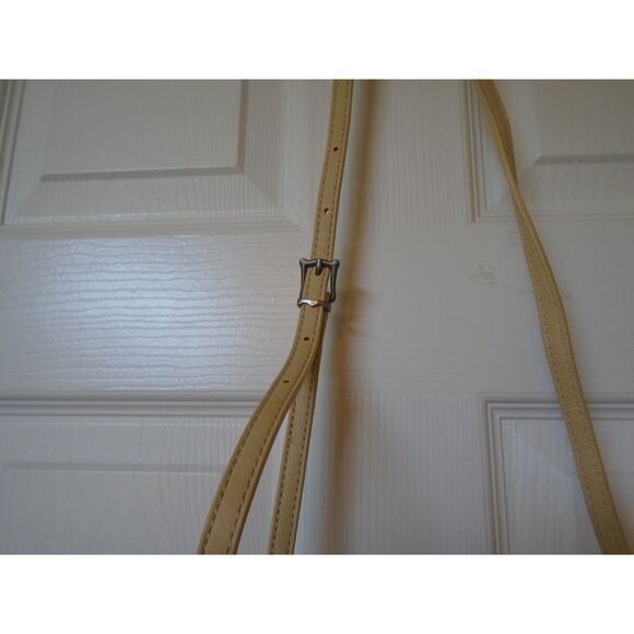 Wrangler Crossbody Purse Bag with Wrist Strap Southwestern Aztec NEW - Picture 4 of 7